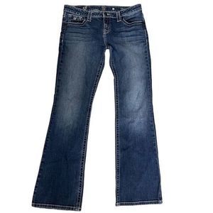 District 9 D9‎ Turner Fit Distressed Denim Rhinestone Back Pockets Jeans SZ 29